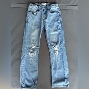 Abercrombie Girls 9/10 Light Wash Straight Jeans